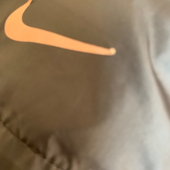🍓Nike athletic running Jacket - Picture 9 of 14